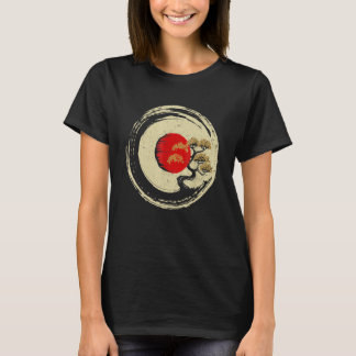 Bonsai Tree In Japanese Zen Buddhist Enso Circle M T-Shirt