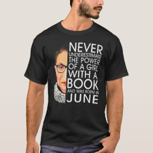 Book Worm Birthday In June Reading Girl B Day Par T-Shirt