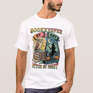 Bookkeeper Day Witch Night Halloween Owl Books Pum T-Shirt