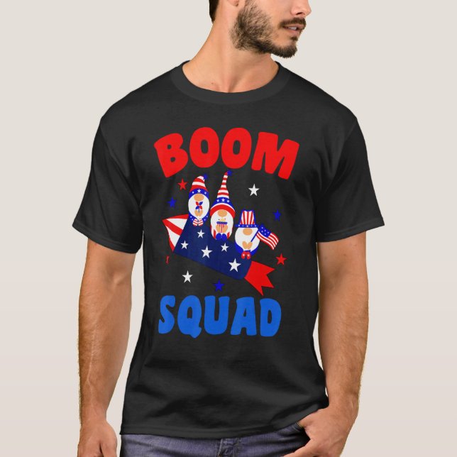 Boom Squad Usa Fireworks Patriotic Gnomes 4th Of J T-Shirt (Front)
