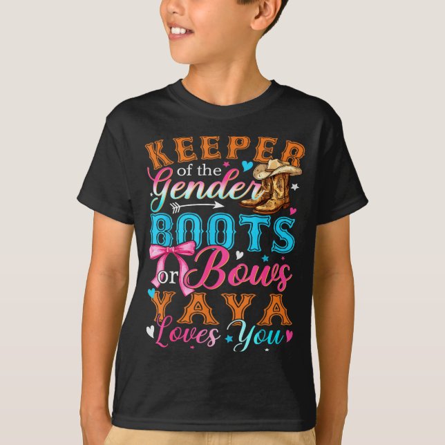 Boots Or Bows Yaya Loves You Gender Reveal Family  T-Shirt (Front)