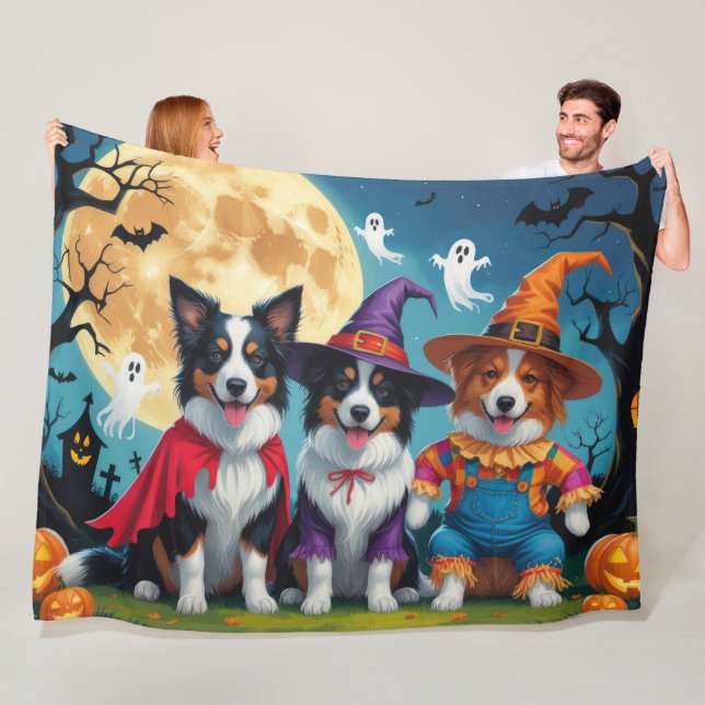 Border Collies Dogs Pumpkin Halloween Funny Fleece Blanket (In Situ)