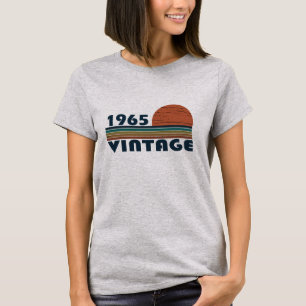 Born in 1965 vintage 60th birthday gift T-Shirt