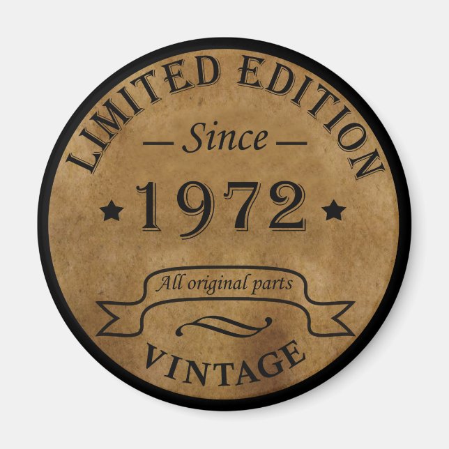 born in 1972 vintage birthday magnet (Front)