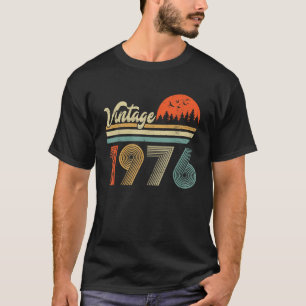 Born in 1976 Men Women 50th Retro Design For T-Shirt
