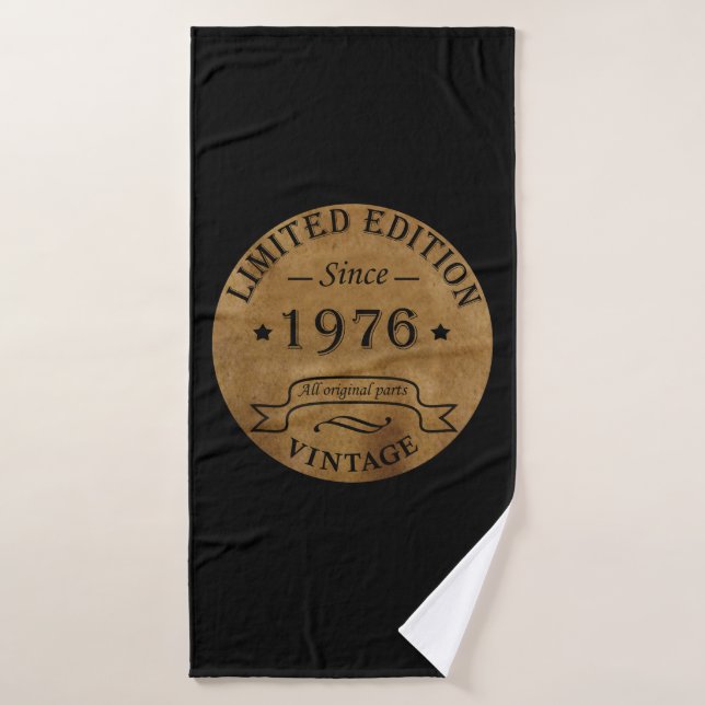 Born in 1976 vintage birthday bath towel (Bath Towel)