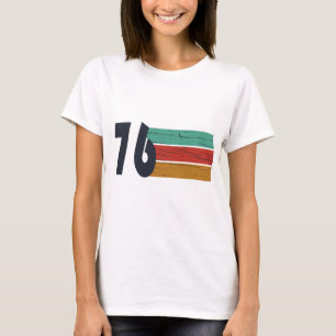 Born in 1976 vintage birthday gift T-Shirt