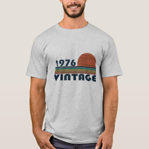 Born in 1976 vintage birthday gift T-Shirt