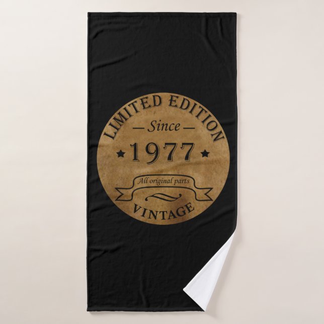 Born in 1977 vintage birthday bath towel (Bath Towel)