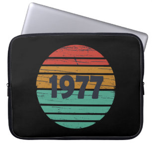 Born in 1977 vintage birthday gift laptop sleeve
