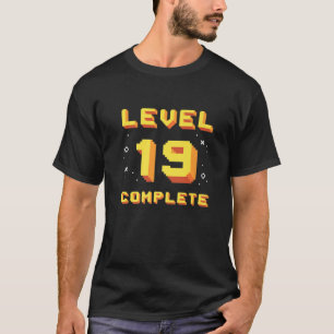 Born In 2002 Level 19 Complete 19Th Birthday Retro T-Shirt