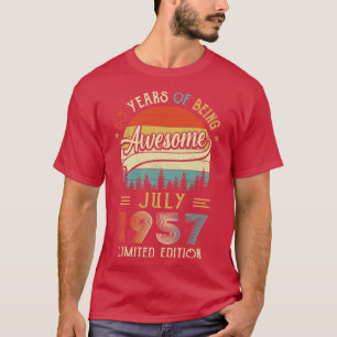 Born July 1957 65th Birthday Made In 1957 65 Year  T-Shirt