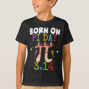 Born On Pi Day Birthday 2025 Happy Pi Day Math Tea T-Shirt
