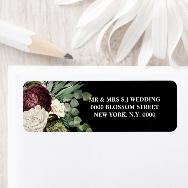 Botanical bloom country rose Burgundy black (Insitu)