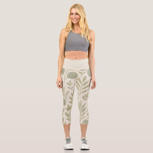 Botanical Flow Seamless Pattern Luxury Yoga Capri Leggings