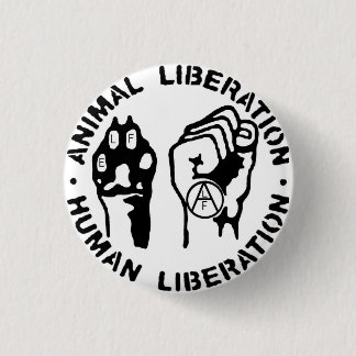 Bottom animal liberation 3 cm round badge