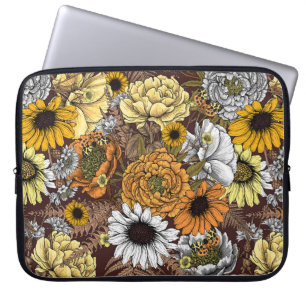 Bouquet of flowers- roses, peonies, daisies ans fe laptop sleeve