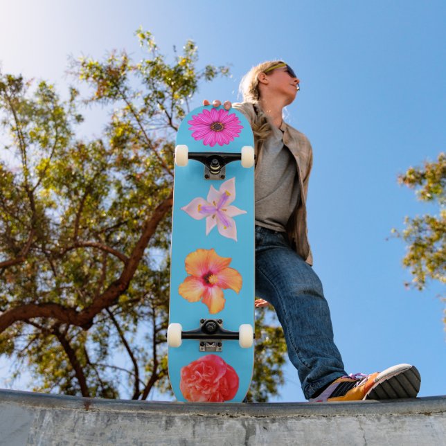 Bouquet Skateboard (Outdoor 1)