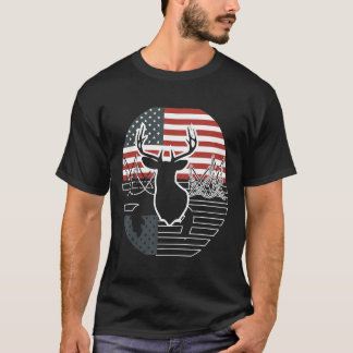 Bow Hunting American Flag Hunting   T-Shirt