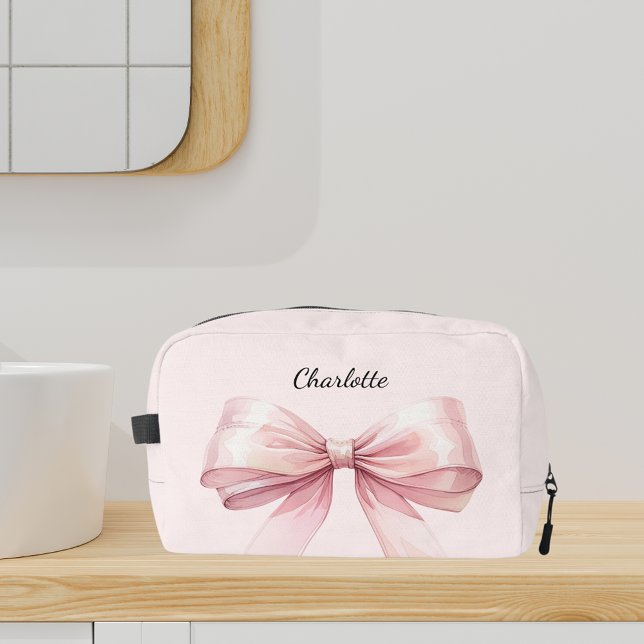 Bow pink elegant name dopp kit (Creator Uploaded)