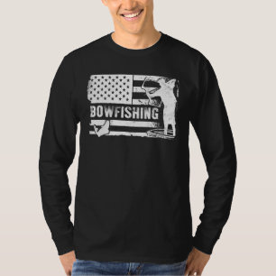 Bowfishing Vintage Look American Flag Bow Hunting  T-Shirt