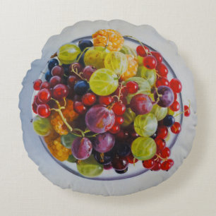 Bowl of Berries – Hyperrealistic Fruit Still Life Round Cushion