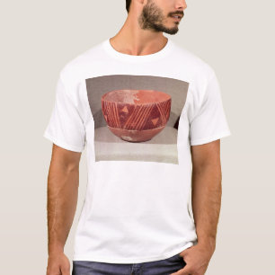 Bowl with triangular pattern, from Banpu, T-Shirt