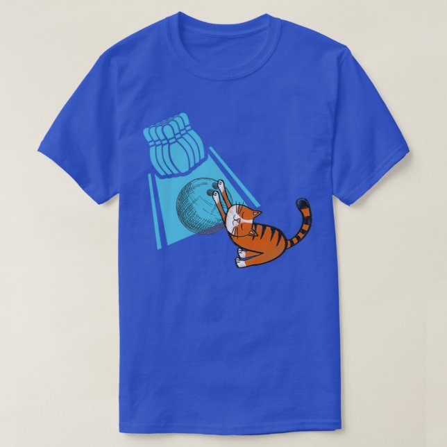 BowlingCute cat bowling funny T T-Shirt (Design Front)