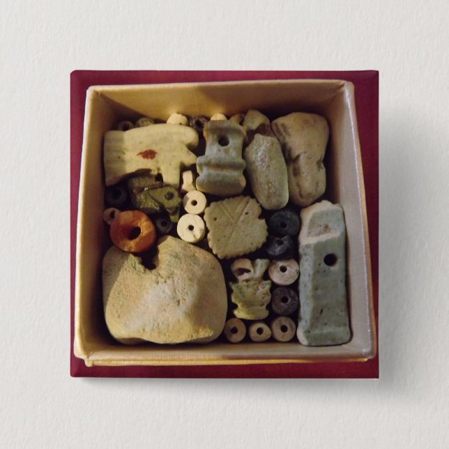 BOX OF ANCIENT EGYPTIAN AMULETS, BADGE (Front)