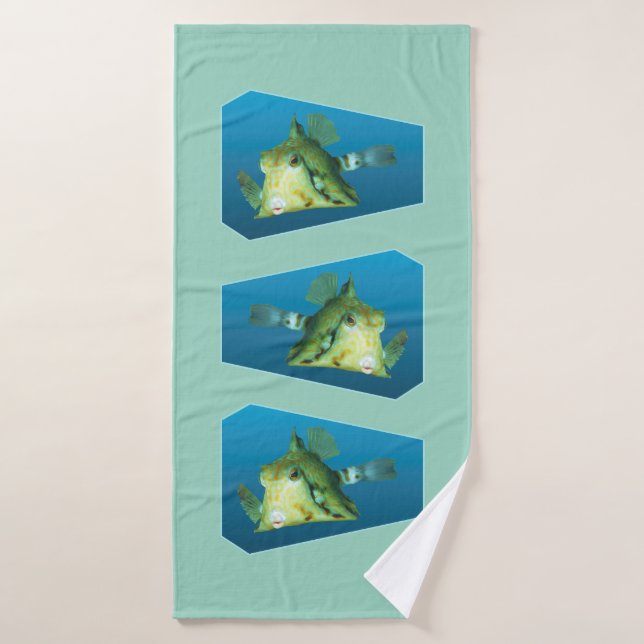 Boxfish - Design gradient blue background |  Bath Towel (Bath Towel)