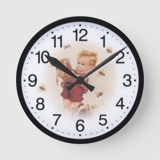 Boy and honey round clock (Front)