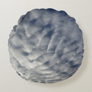 braided clouds round cushion