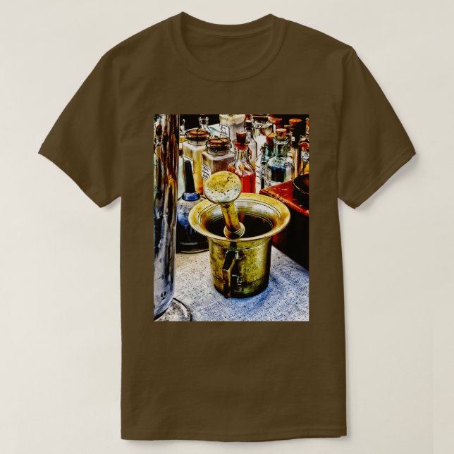 Brass Mortar and Pestle With Handles T-Shirt (Design Front)