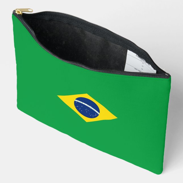 Brazil flag accessory pouch (Open)
