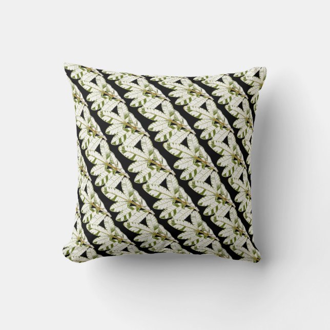 Brazilian holly leaf pattern Cushion Throw Pillow (Front)