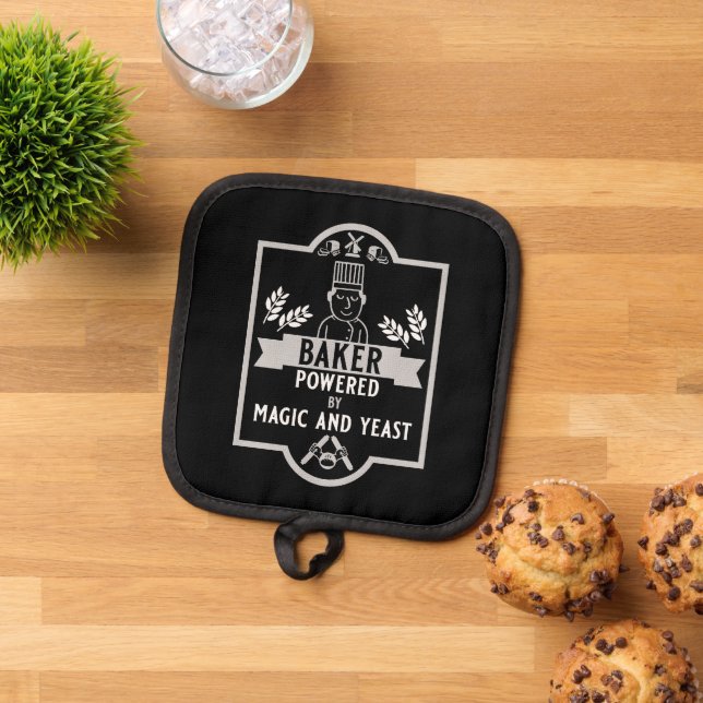 Bread Baker Pot Holder (Top Down)