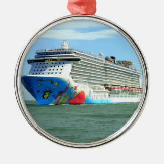 Breakaway Underway Metal Tree Decoration