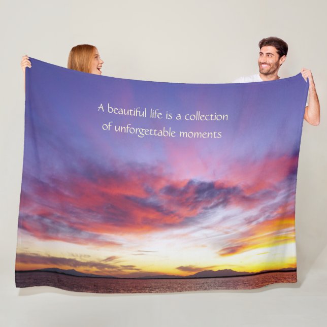 Breathtaking sunset over the sea    fleece blanket (In Situ)