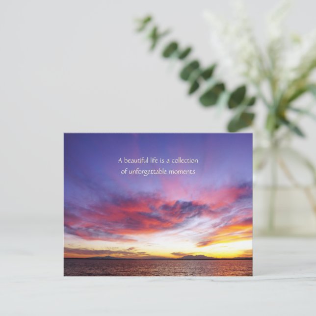 Breathtaking sunset over the sea   postcard (Standing Front)