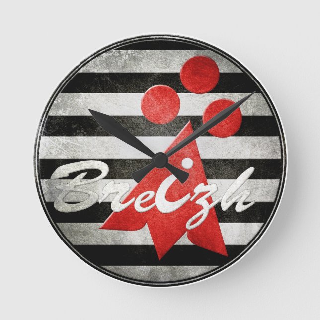 Bretagne Breizh Celtic Round Clock (Front)