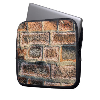 BRICKS LAPTOP SLEEVE