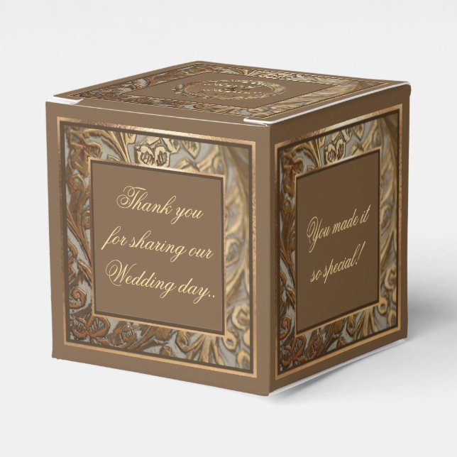 Bride & Groom Favour Box For Special Wedding Guest (Front Side)