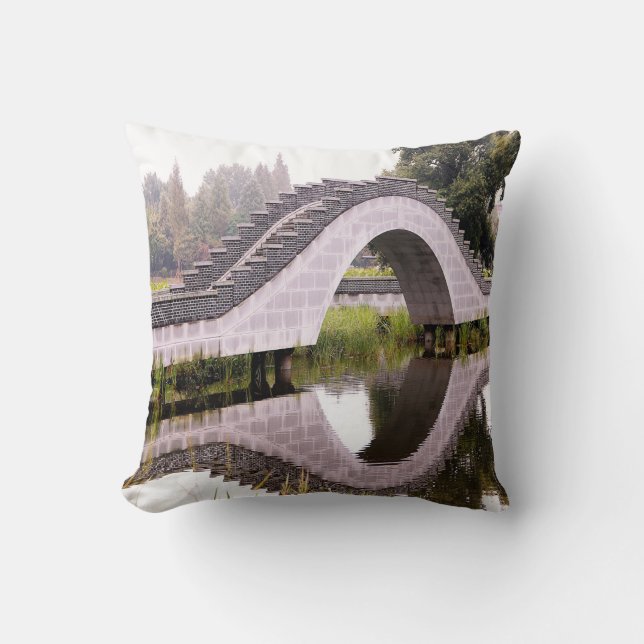  bridge cushion (Front)