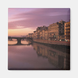 Bridges over the Arno River at sunset, Magnet