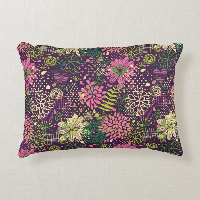 Bright pattern decorative cushion (Front)