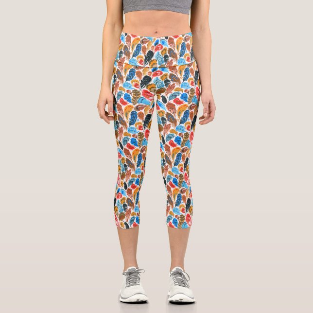 Bright pattern with bird feathers neck capri leggings (Front)