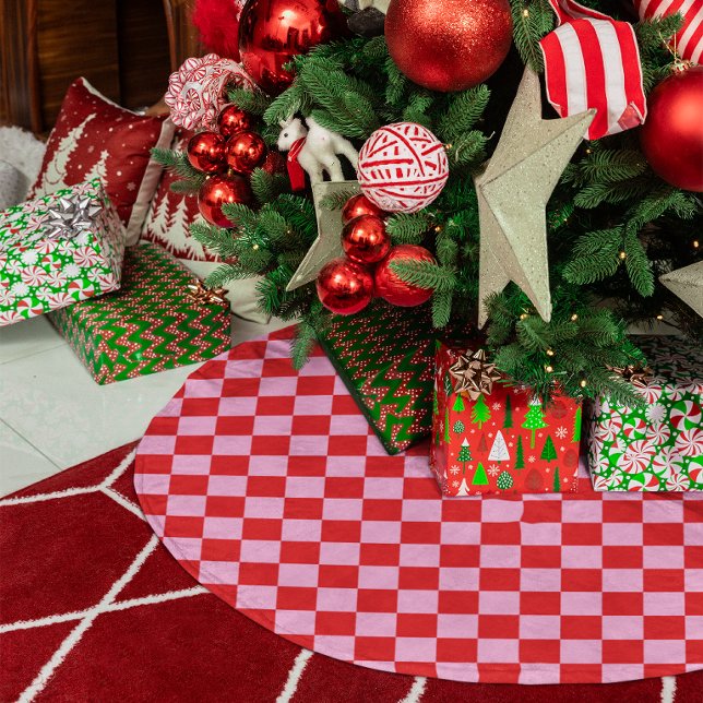Bright Red and Light Pink Chequered Brushed Polyester Tree Skirt (Bright Red and Light Pink Checkered Brushed Polyester Tree Skirt)