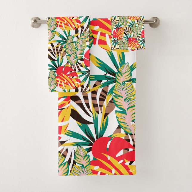 Bright Tropical Pattern Bath Towel Set (Insitu)