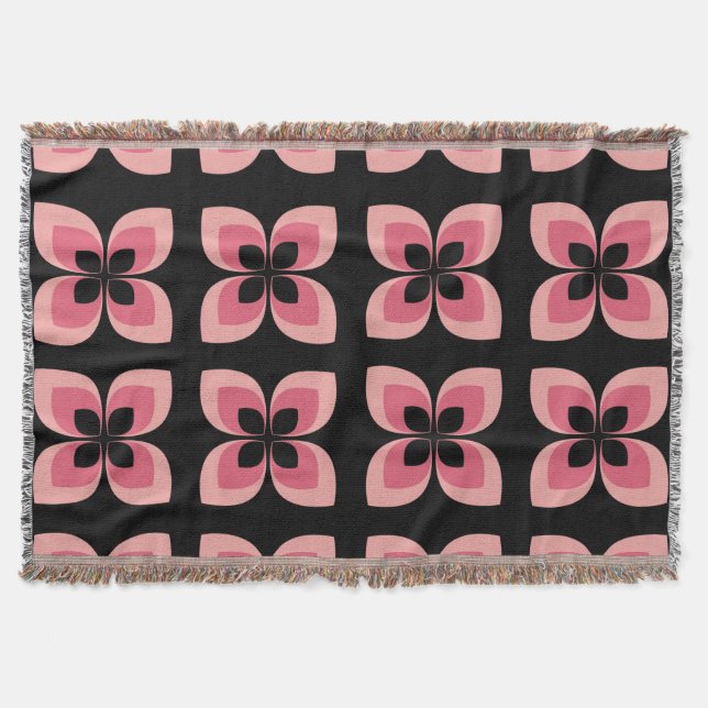 Bright Two Toned Pink Flower Pattern Throw Blanket (Front)