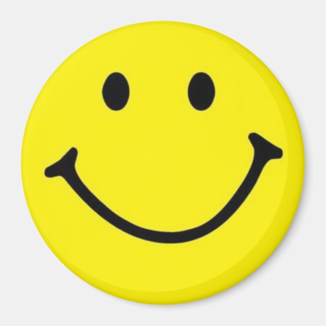 Bright Yellow Happy Smile Face Magnet (Front)